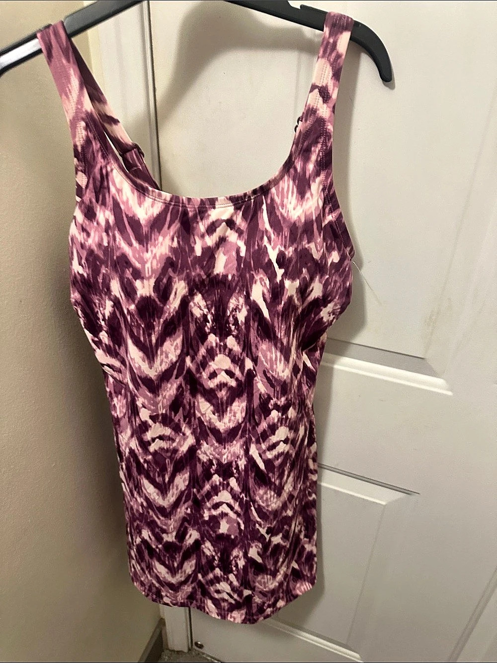 Duluth Trading Abstract Sleeveless Dress in Purple & Pink Size 4